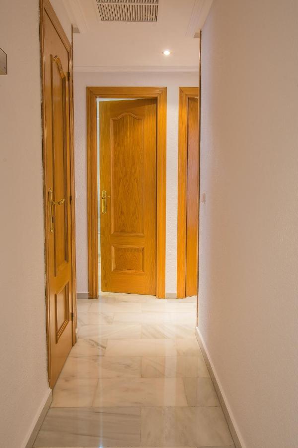 Ibericabeds Rejas Basic Apartamento Granada Exterior foto