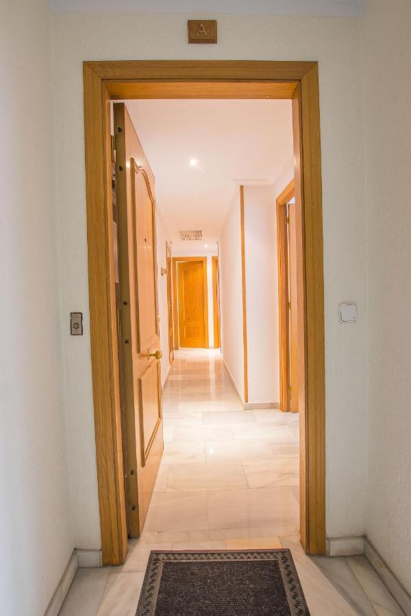 Ibericabeds Rejas Basic Apartamento Granada Exterior foto