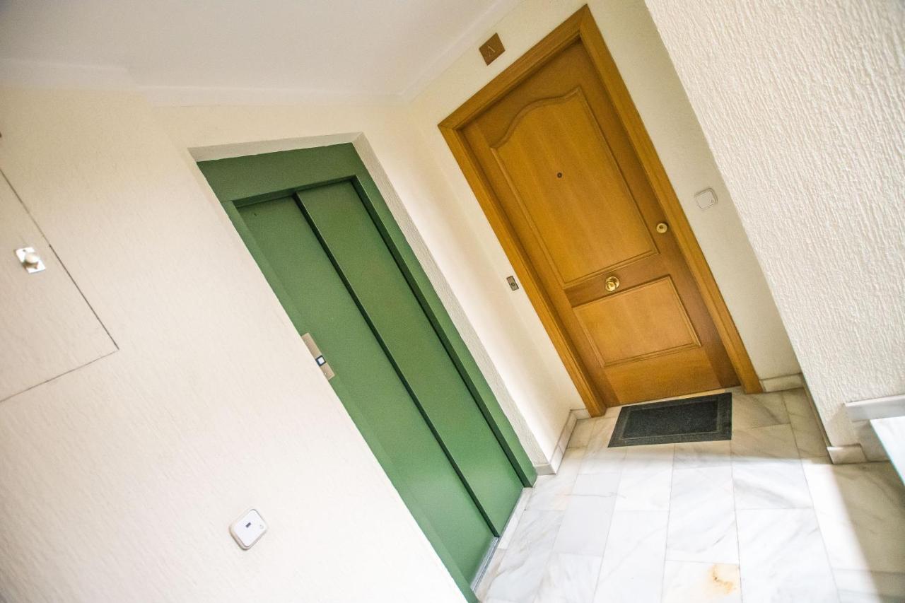 Ibericabeds Rejas Basic Apartamento Granada Exterior foto