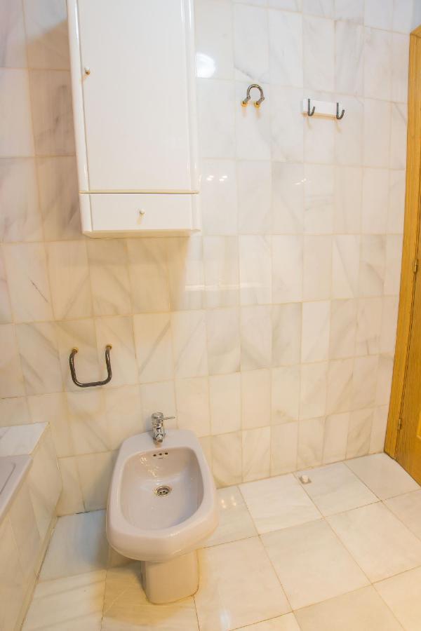 Ibericabeds Rejas Basic Apartamento Granada Exterior foto